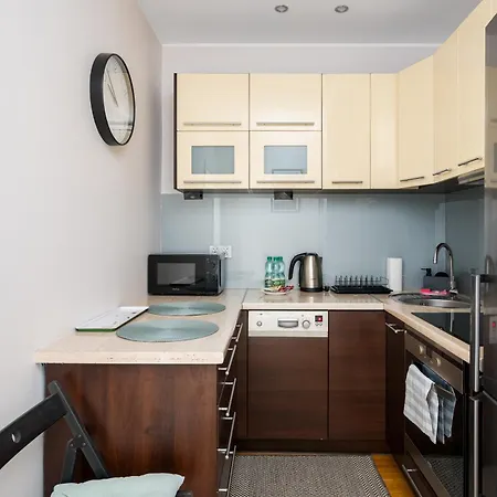 Metro Mlociny Superior By Bookinghost *