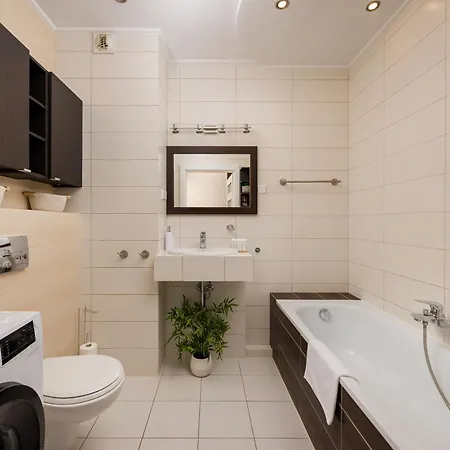 Metro Mlociny Superior By Bookinghost Apartment