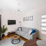 Apartman Metro Mlociny Superior By Bookinghost Varsó