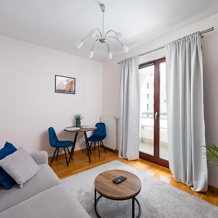 Metro Mlociny Superior By Bookinghost Apartman Varsó